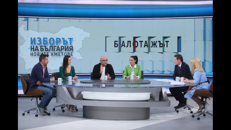 ЗАД КАДЪР: Изборният ден по NOVA В СНИМКИ