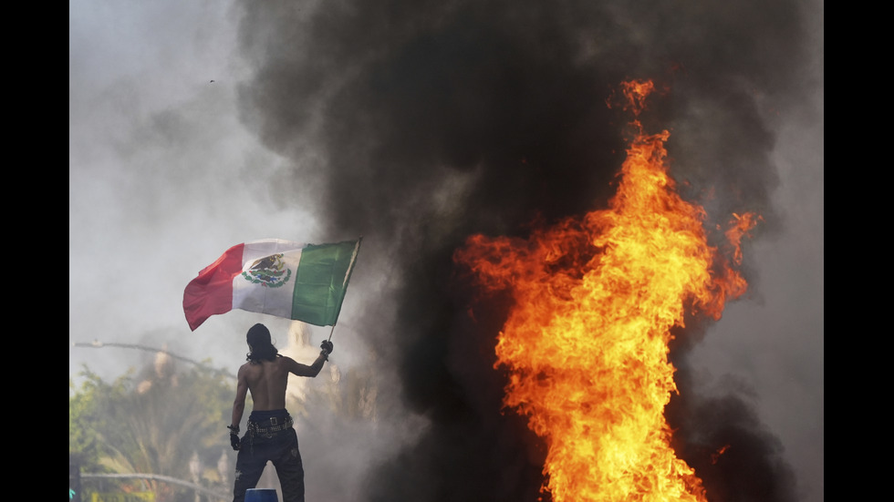 Сблъсъци между Гвардията и протестиращи в Лос Анджелис