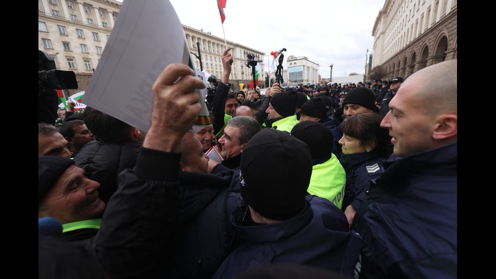 Въпреки меморандума: Част от земеделците продължават с протестите