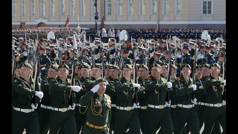 Русия отбелязва Деня на победата