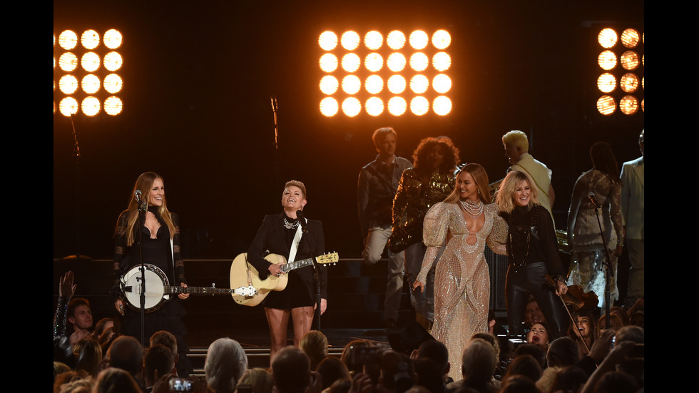 Бионсе - голямата изненада на американските кънтри награди