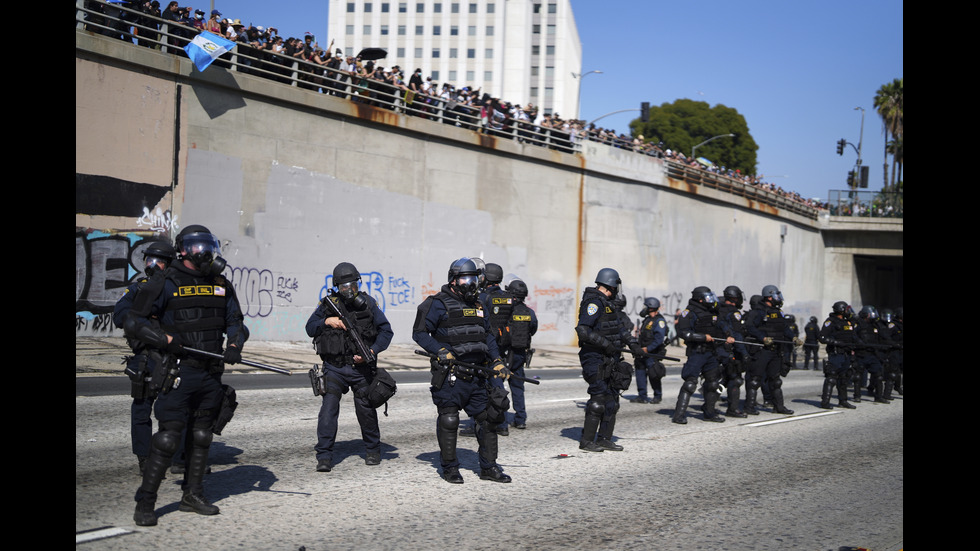 Сблъсъци между Гвардията и протестиращи в Лос Анджелис