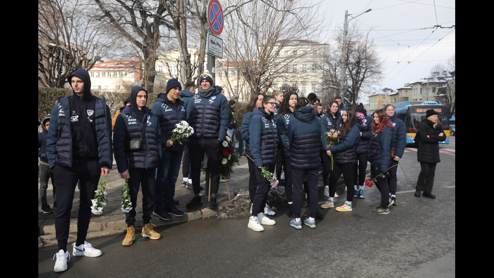 България прекланя глава пред паметта на Апостола на свободата