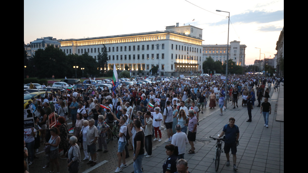 Протести в подкрепа на кмета Благомир Коцев в София и Варна