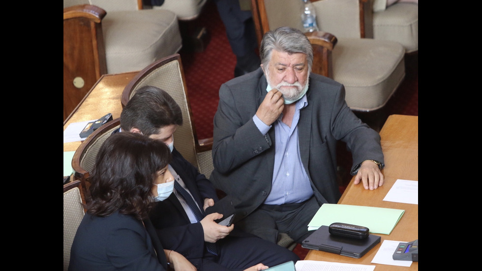 Антиправителствените протести минават в нова фаза