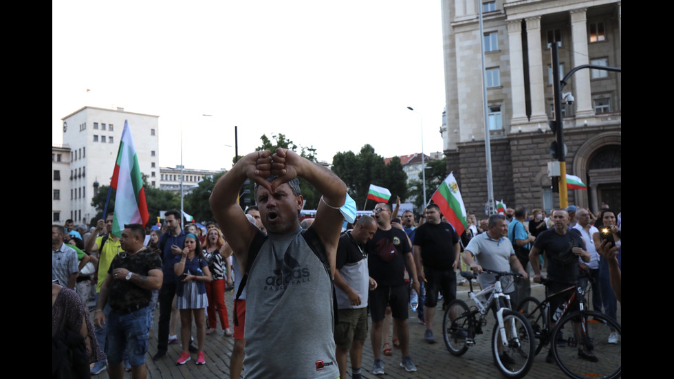 Пореден ден на антиправителствени протести