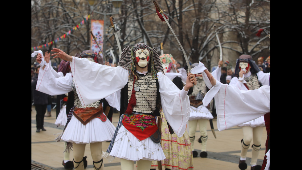 „Сурва” се завърна в Перник