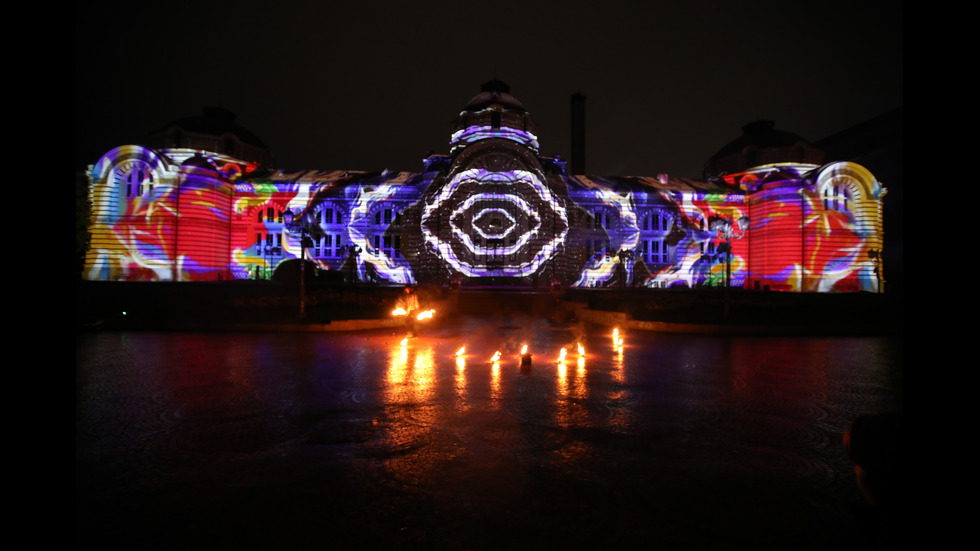 Започна фестивалът на светлината "Лунар"