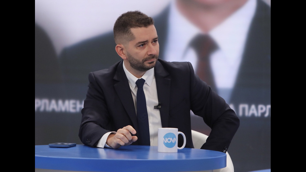 ЗАД КАДЪР: Изборното студио на NOVA