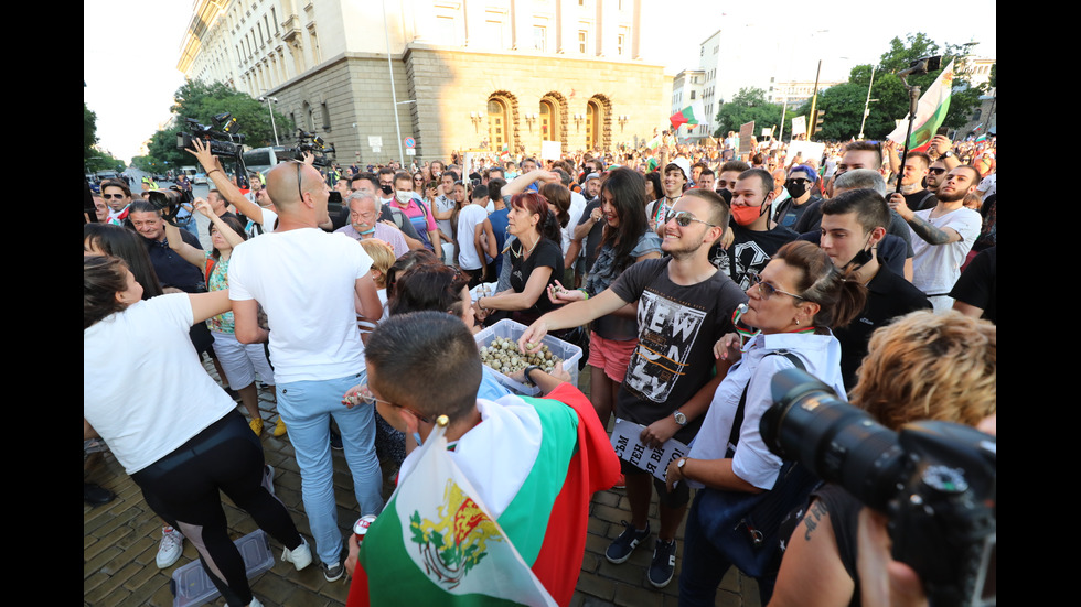 16-и ден на антиправителствен протест