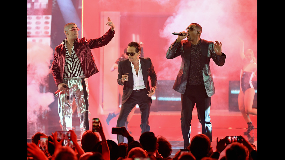 Звездата на латино музиката Марк Антъни на 55