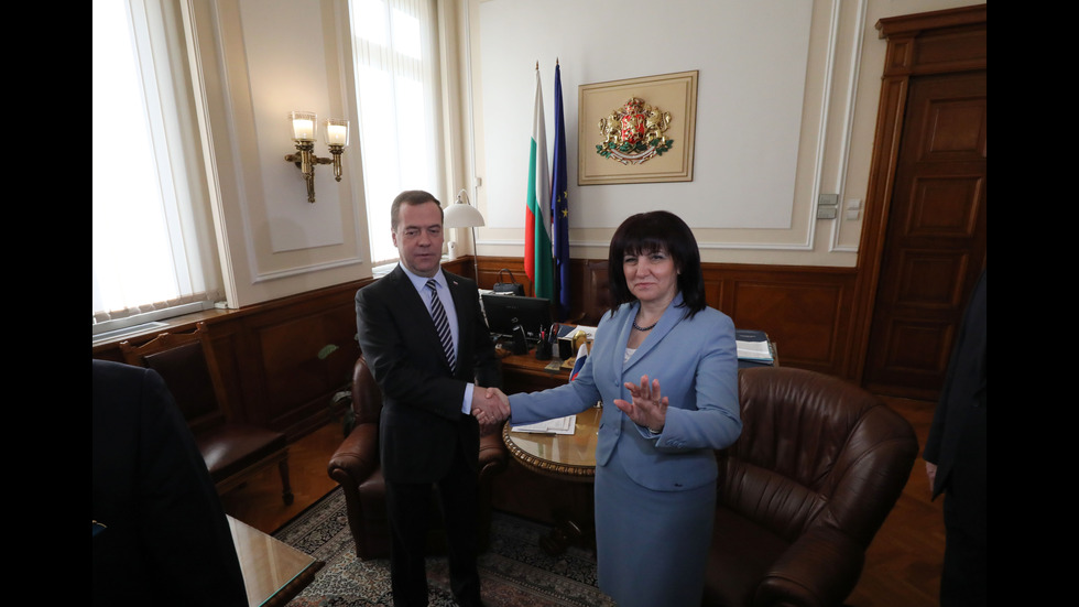 Цвета Караянчева се срещна с Дмитрий Медведев в Народното събрание