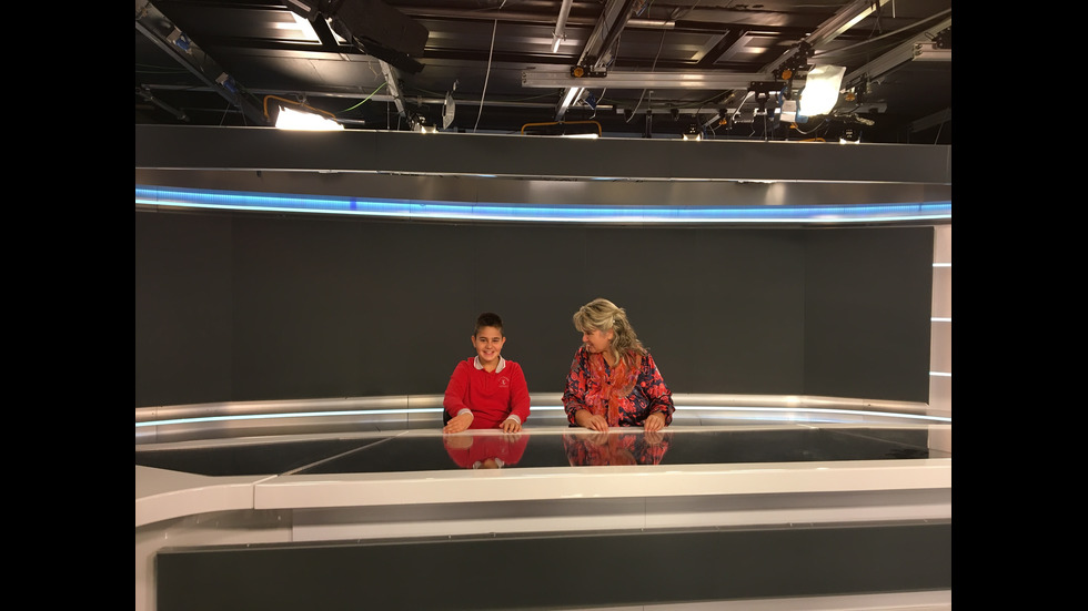 Ученици от ЧСУ "Дружба“ на посещение в NOVA