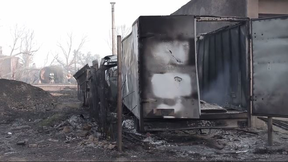 Първи кадри от разрушените домове в Хитрино