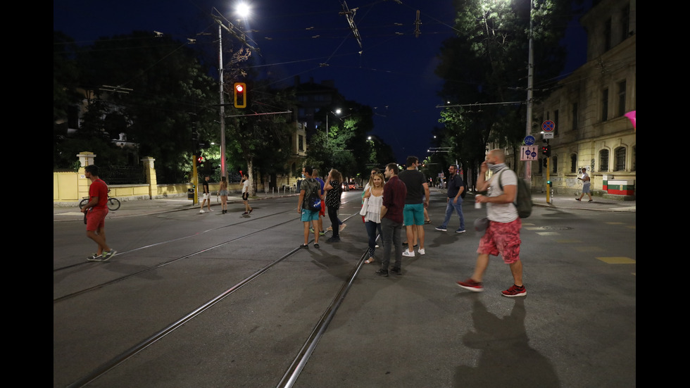 16-и ден на антиправителствен протест