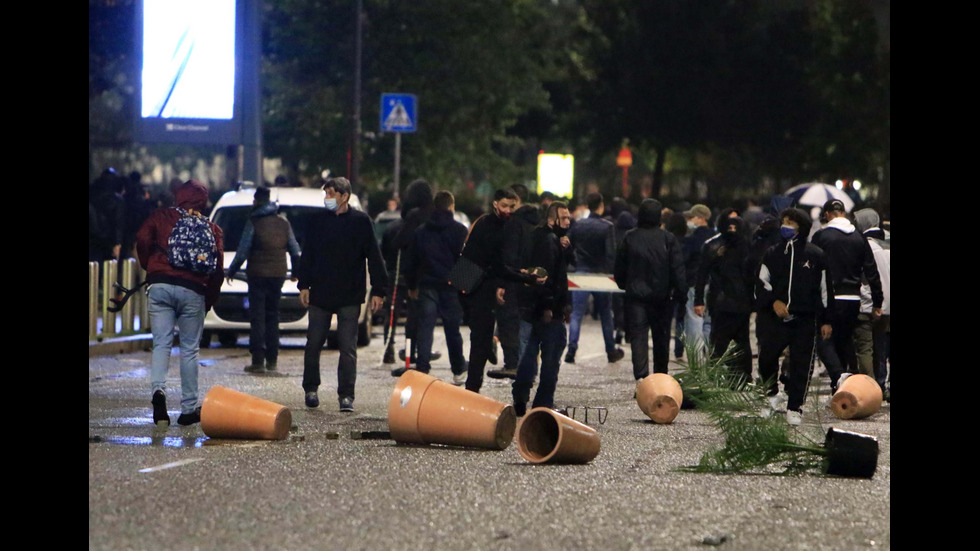 Сблъсъци по време на протест срещу мерките в Италия