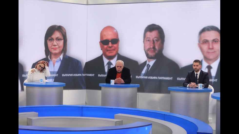 ЗАД КАДЪР: Изборното студио на NOVA