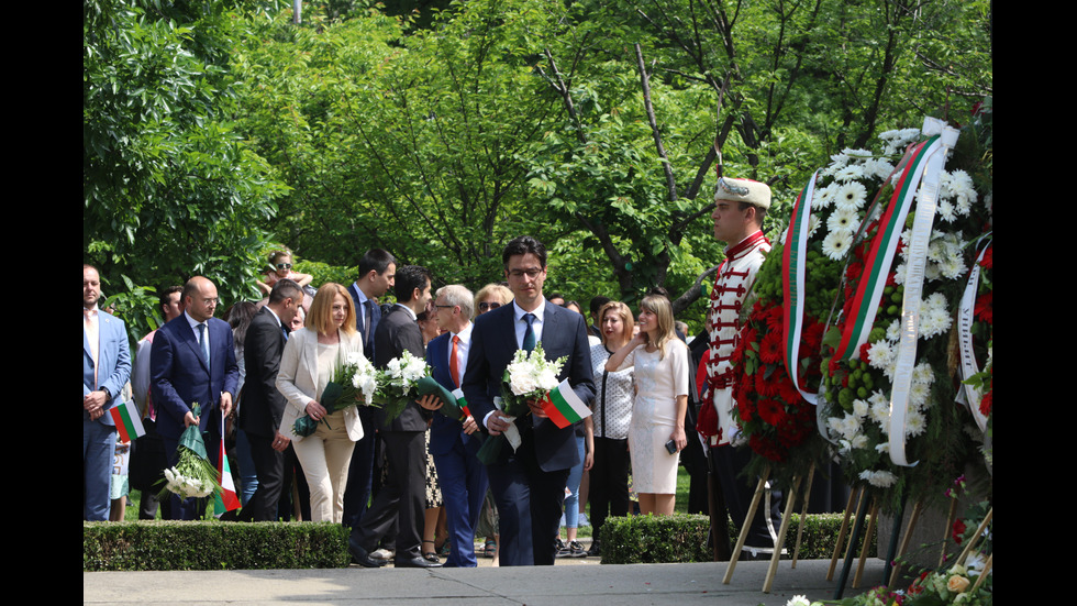 България чества 24 май