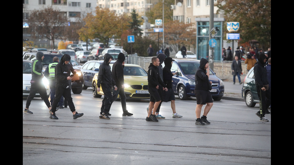 Жители на софийския квартал „Люлин“ на протест