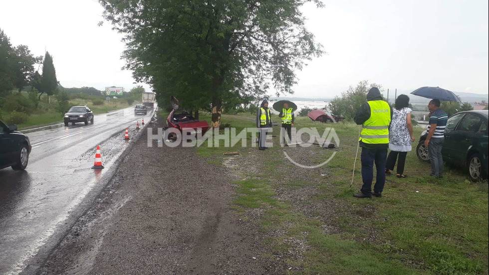 Млада жена загина при катастрофа край Карлово