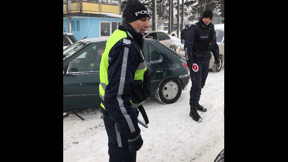 Пътната обстановка в Източна България остава усложнена