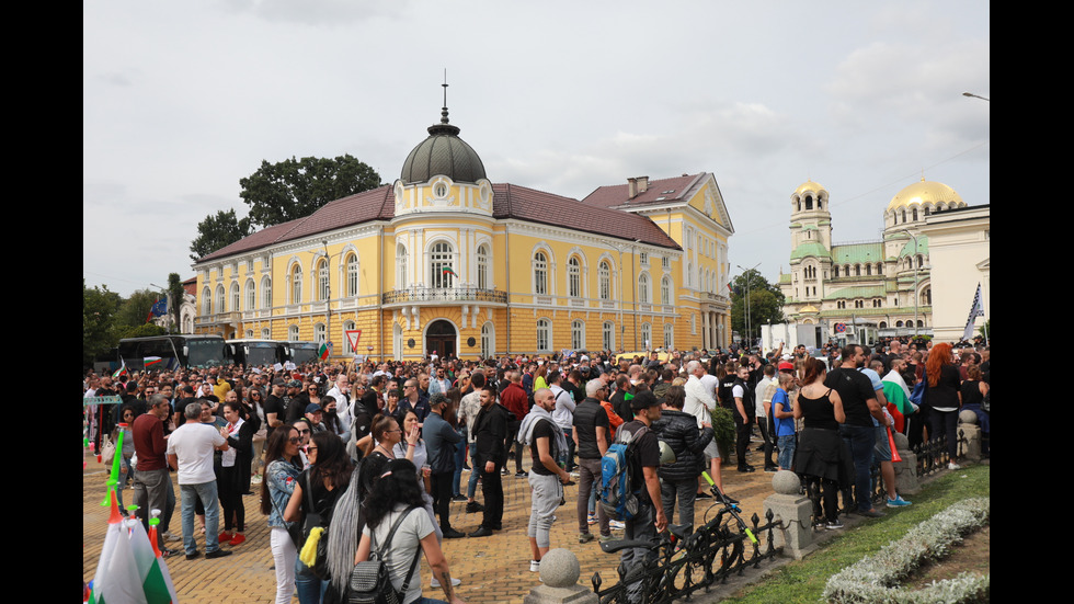 Протестиращи блокираха бул. "Цар Освободител"