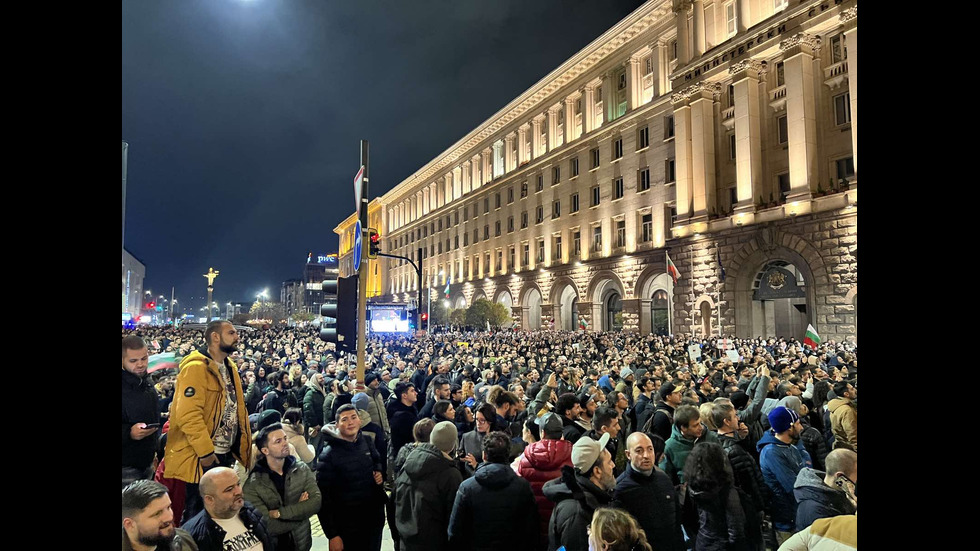 Протестиращи срещу Бюджет 2026 блокираха движението в "Триъгълника на властта"