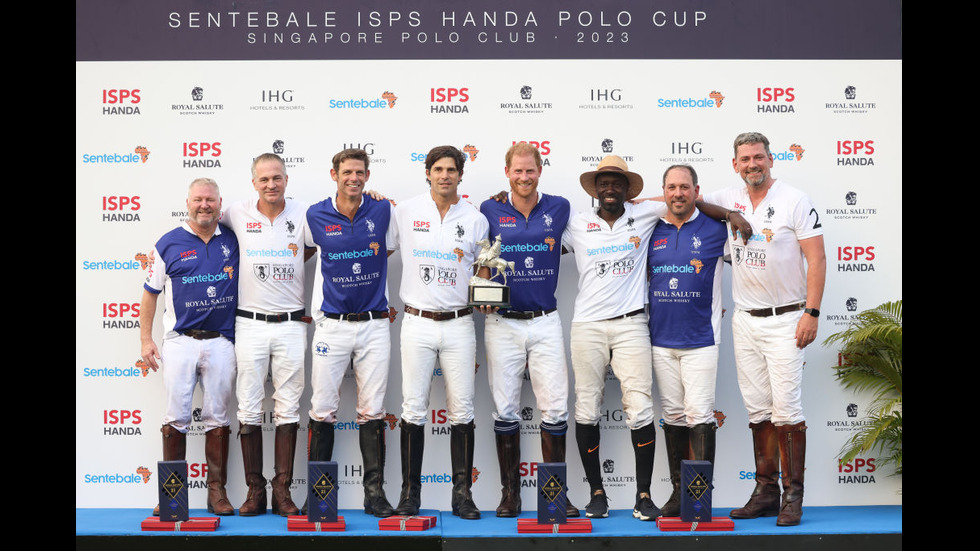 Принц Хари участва в благотворителен мач по поло в Сингапур