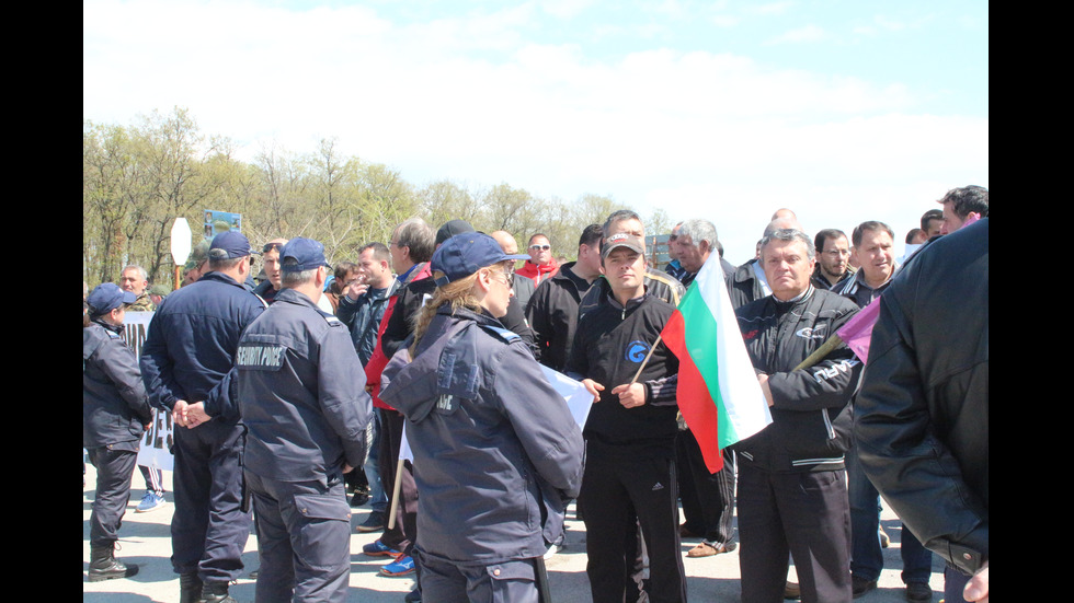 Недоволни рибари излязоха на протест