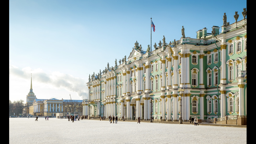 Зимният дворец (Ермитаж) в Сант Петербург