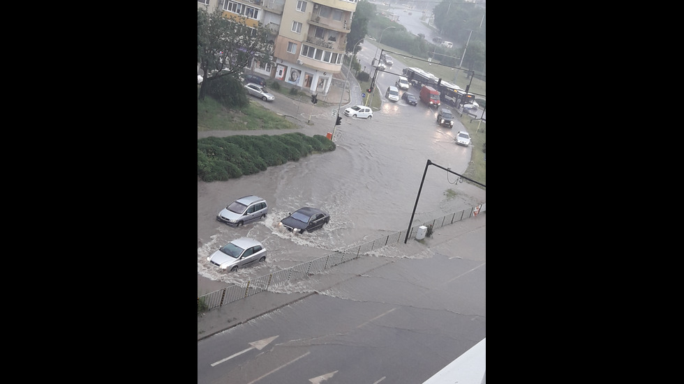 Варна под вода след голям порой