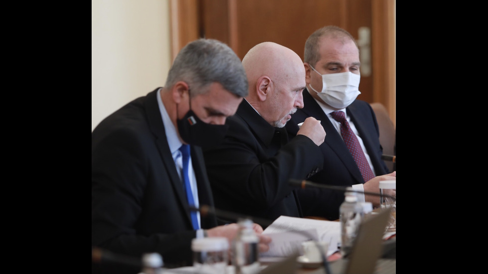 Петков: Сметките за ток за февруари ще бъдат намалени