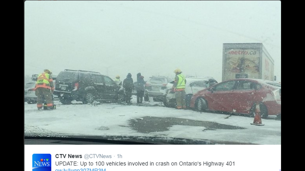 Катастрофа с над 100 коли в Канада