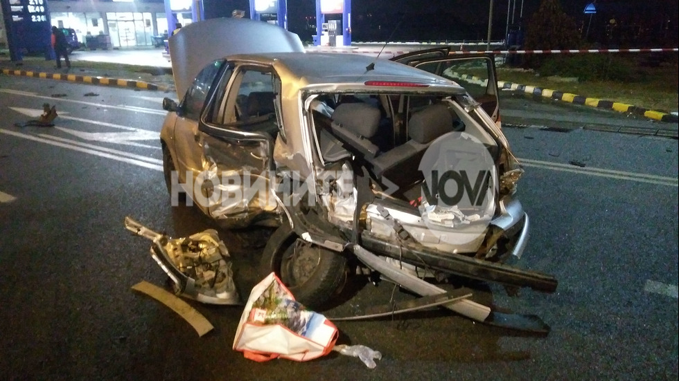 Тежка катастрофа с три коли на Околовръстното в София