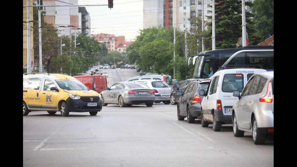 София под блокада: Стачка на наземния градски транспорт парализира столицата