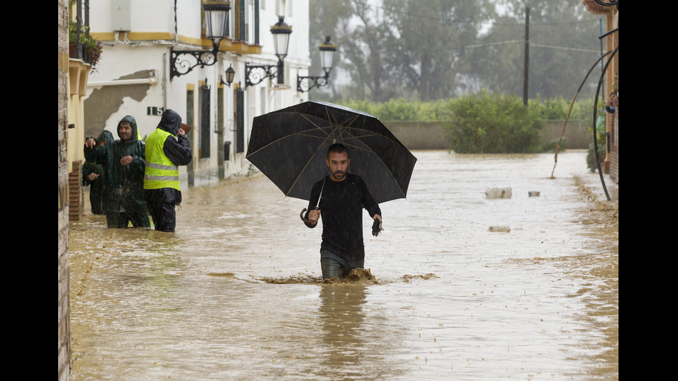Наводнения връхлетяха провинция Малага