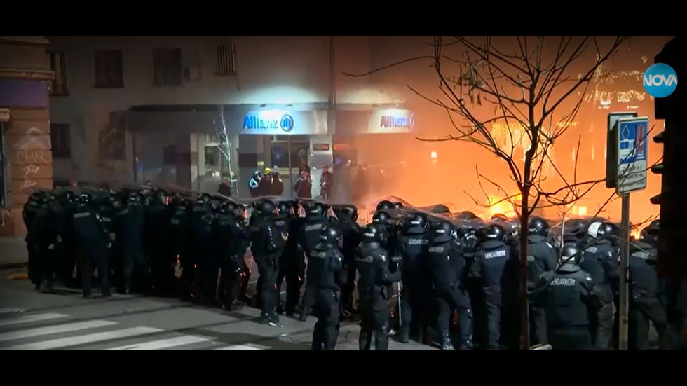 Погром след протеста в центъра на София
