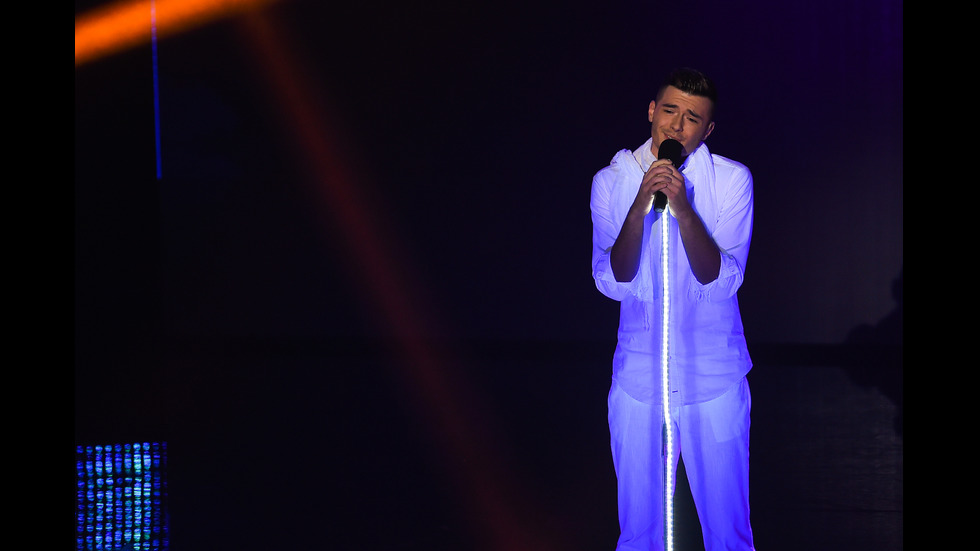 Нощ на любовните песни на четвъртия лайв концерт в X Factor