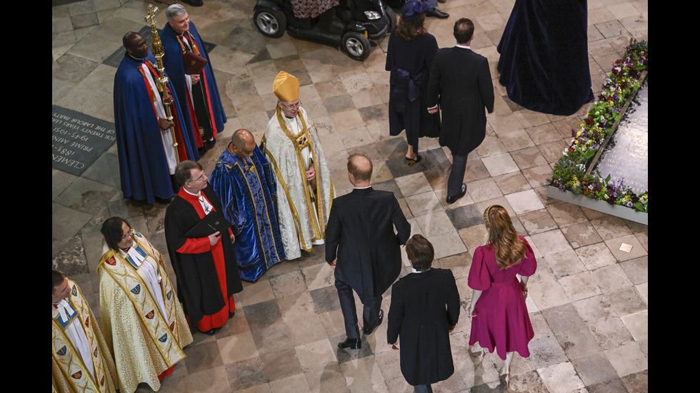 КРАЛЯТ: Коронацията на Чарлз III