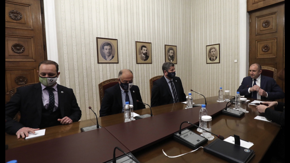 Започнаха консултациите при президента за нов кабинет