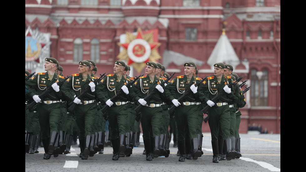 Военен парад в Москва за Деня на победата