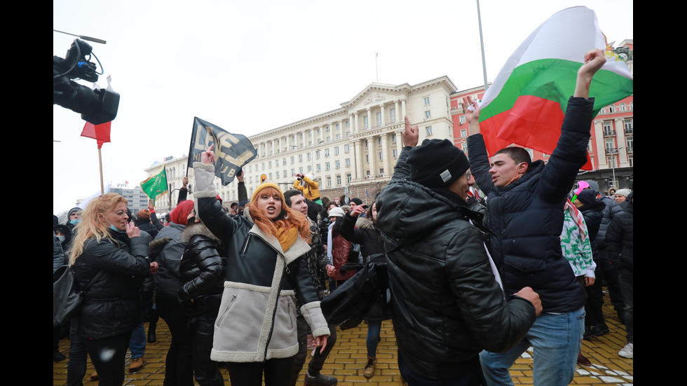 Ресторантьорите излязоха на протест