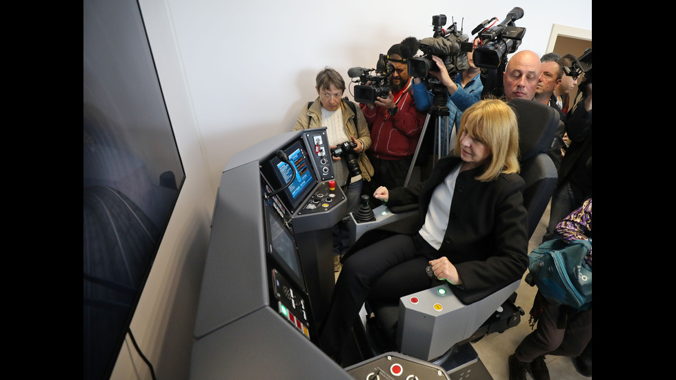 Йорданка Фандъкова посети новата линия на метрото