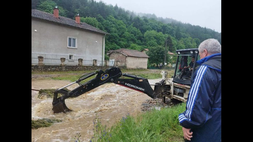 Бедствието по Южното Черноморие в снимки