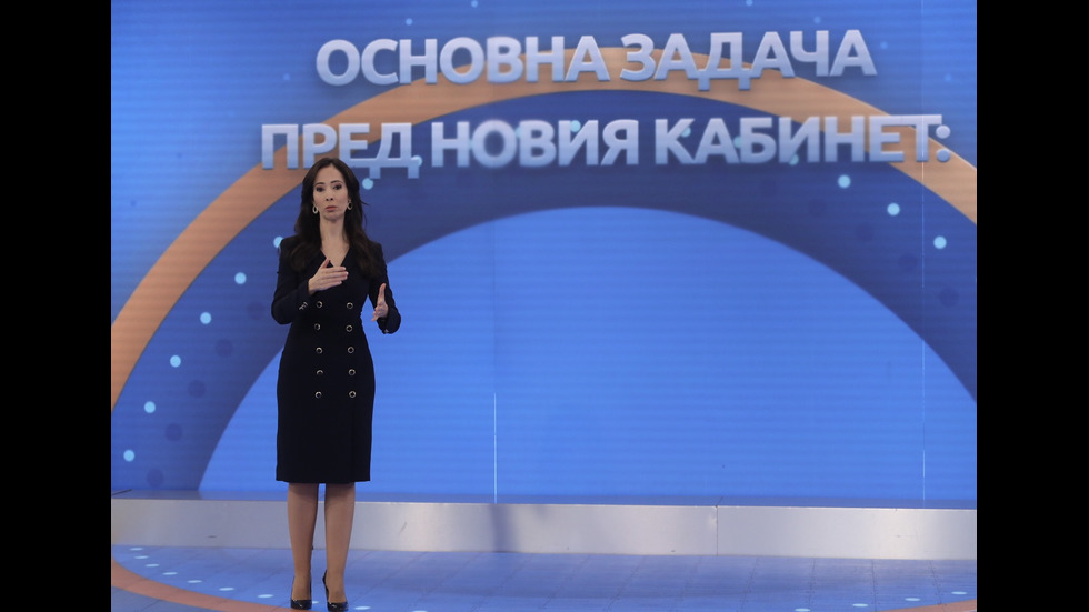 ЗАД КАДЪР: Изборното студио на NOVA