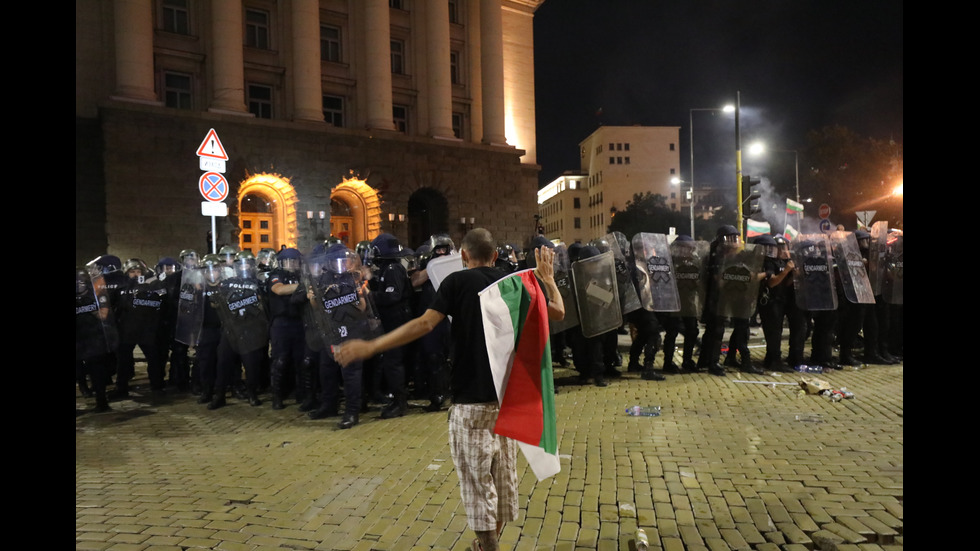 Нова вечер на протести в София