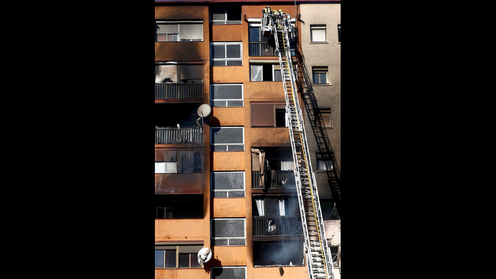 Пожар в жилищна сграда в Каталуния