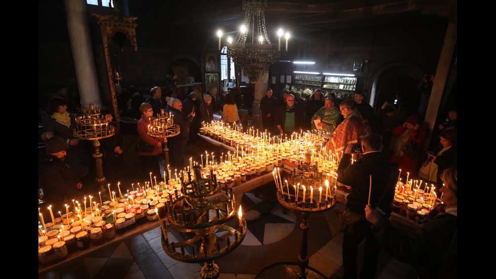 Огнени буркани с мед в Благоевград