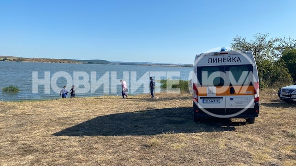 Две деца се удавиха в езеро край Бургас