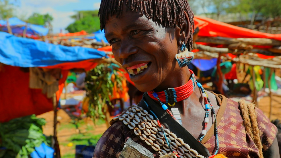 “Без багаж“ при племето Хамер в Етиопия